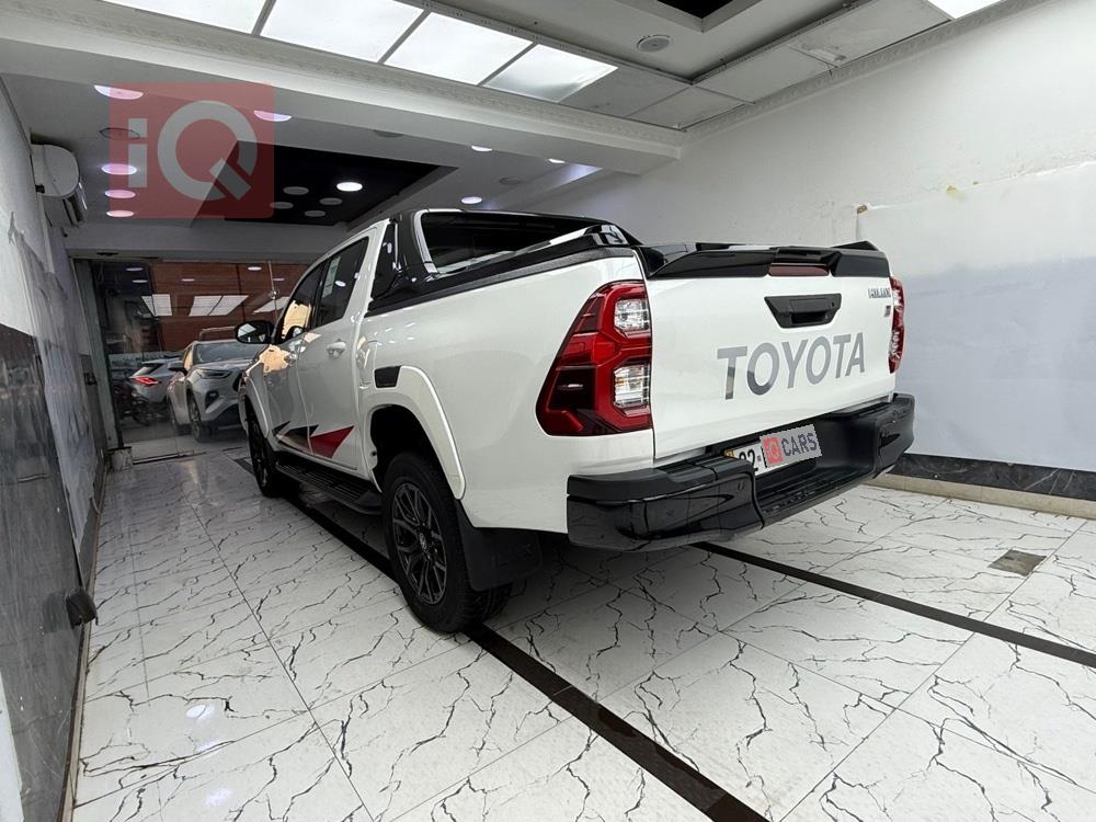 تۆیۆتا هایلۆکس